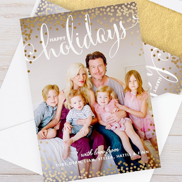 Tori Spelling, Dean McDermott, Stella, Liam, Hattie, Finn Tori Spelling, Dean McDermott, Stella, Liam, Hattie, Finn